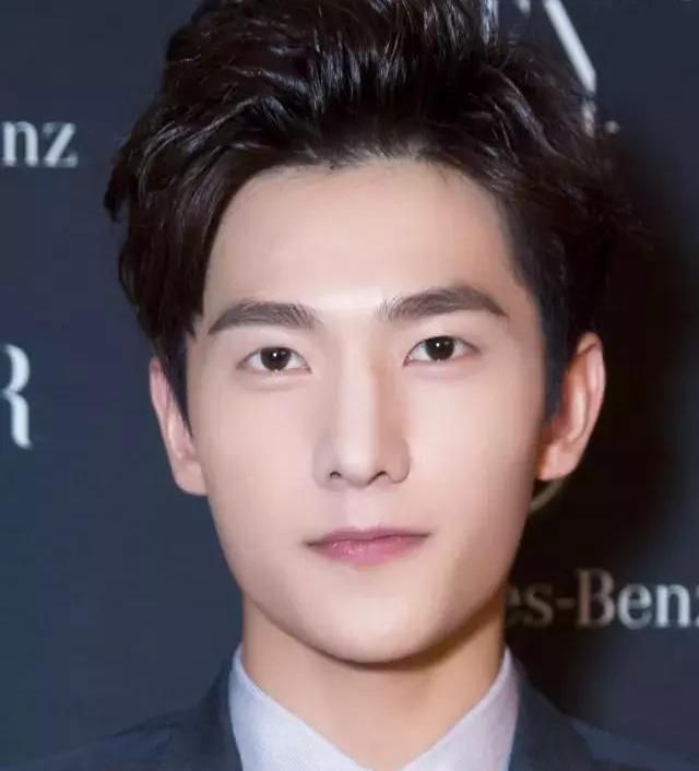 娱乐圈单眼皮男星为什么眼睛不显小?卧蚕实在是太重要