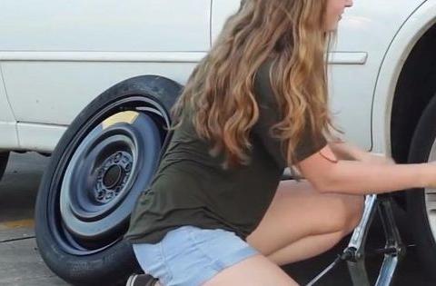 23岁小伙研发“换轮胎”神器，换轮胎仅需3秒，让工人们爱不释手