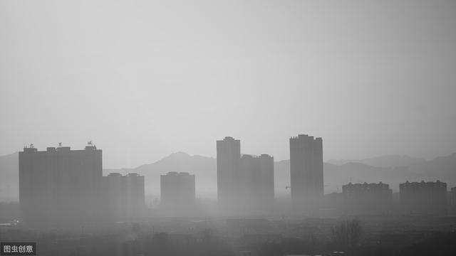 雾霾天这几种路段最为危险！行至一定要多加注意