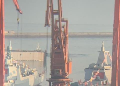 20万吨！今年中国海军下水吨位又是世界第一