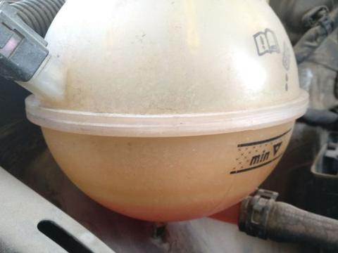 3万公里必须换防冻液？维修工：别傻了，不听劝的发动机都大修了