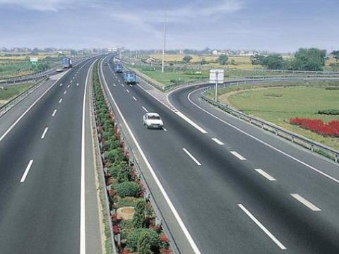 跑高速真的能清除积碳？修车工：教你两个土办法，让积碳全跑光