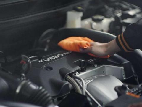 5000公里换机油坑了多少人？维修工：跑这个数换机油最合适