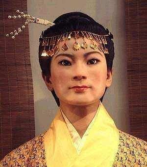 江西挖掘明朝古墓，出土一具“盛装女尸”，修复容貌后惊艳世人|女尸|容貌|古墓_新浪新闻