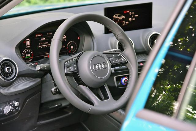 预算30万，这4款豪华SUV适合女性开