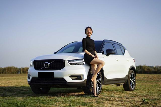 预算30万，这4款豪华SUV适合女性开