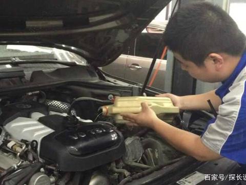 汽车保养哪三个时期最关键？老司机：不注意时间车子更容易损坏