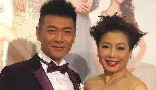 “唐僧”江华近照，57岁帅气依旧，自曝收天价费用给亚视撑场