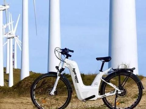 电动车替代品出现！无需充电与加油，看到价格后，车主：很难受