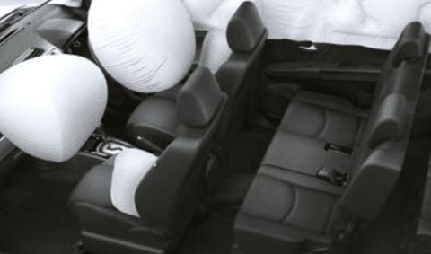 东南亚上市的一台丰田MPV，经典大气，关键还漂亮