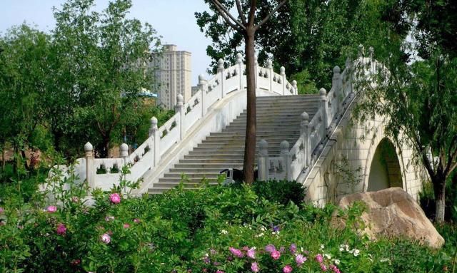山西多大面积和人口_山西这座城市真“争气”,人口不多面积不大,却紧随在太(2)
