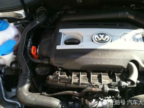 全合成机油多久换一次？维修师傅：都在毁车，发动机估计要大修了