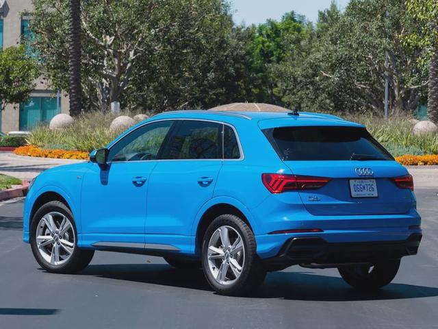 还是有点差异 国外买疯的SUV到了国内就不一定