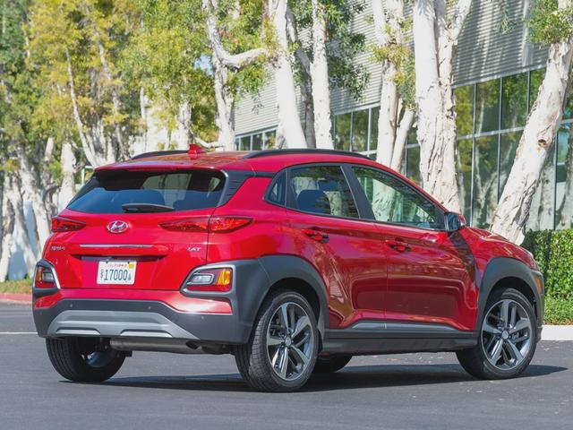 还是有点差异 国外买疯的SUV到了国内就不一定