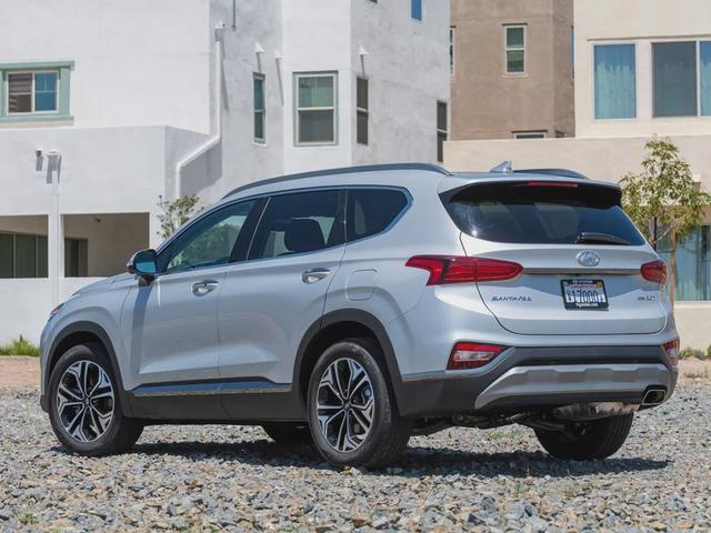 还是有点差异 国外买疯的SUV到了国内就不一定