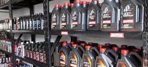 机油真的可以行驶1万5公里再换吗？老司机说了答案，你同意吗？