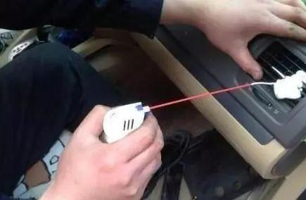 车内灰尘多别用毛巾擦！一个土方法，天天开新车