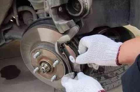 春节长途自驾回家，记住做好出行检查，这几步都不能少