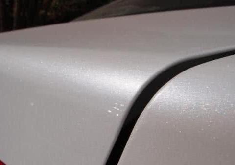 内行人不建议买的三种车漆，一旦刮坏，很难恢复原样