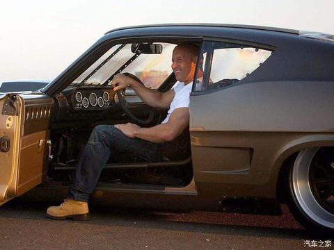 新能源车与燃油车操控方面谁更有优势？