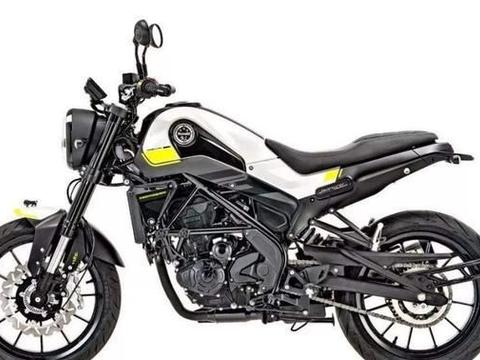 车友问，幼狮250使用多少号汽油适合？加92号怎么样？