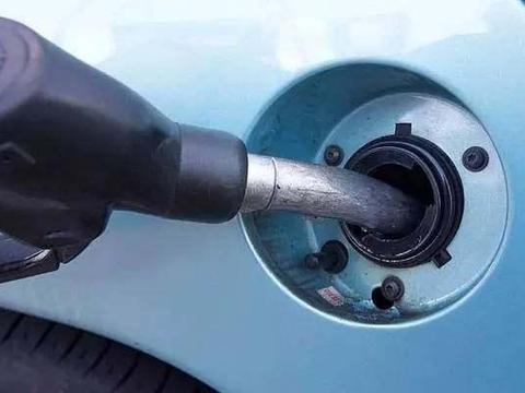 揭秘汽车油箱保养常识！为什么定期清洁必要？