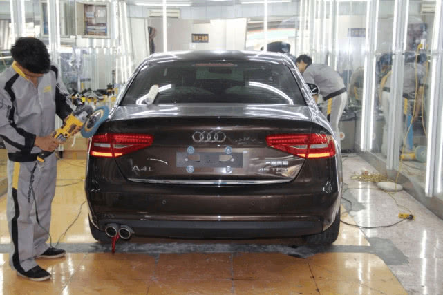 机油1万公里不换都没事？维修师傅忠告：再好的车也被糟蹋了