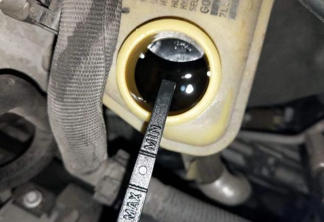 这3个位置如果不保养，修车工：以后的维修费，你吃不消