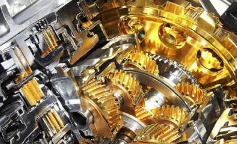 对自己的车的发动机好一点，几个小技巧让你保养好“爱车”