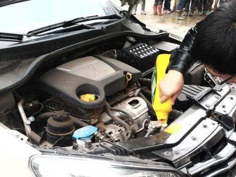 天冷了，防冻液多久换一次，千万别超过这个期限，不然伤发动机