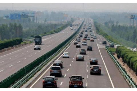 “拉高速”可以除积碳吗？老司机：教你几个土方法，积碳都跑光