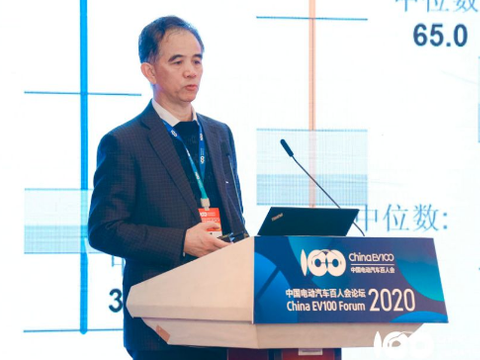 孙逢春：新能源汽车万辆燃烧事故率0.9-1.2 辆/年