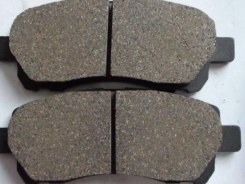 汽车刹车片最好多久换一次？试试这几种办法，一起了解一下