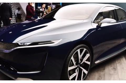 号称路虎轿车“兄弟”，比奥迪漂亮，配无框门还有四驱系统