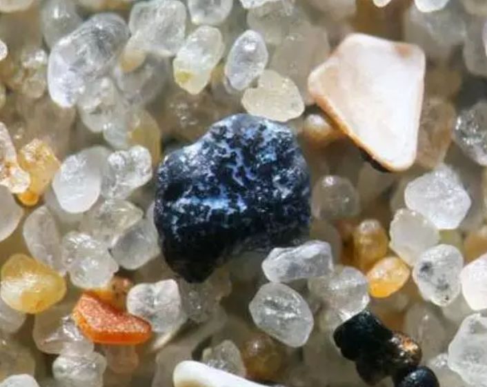 宇宙中恒星多还是地球沙子多？天文学家为什么倍感悲凉...