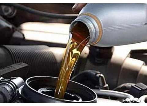 变速箱油也5000公里更换一次？老司机：别傻了，很多人都错了