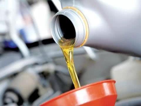 冬季如何养车？这几点最重要，司机小白记好了