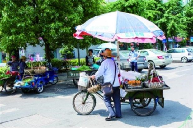 街边的小摊贩,为什么更喜欢微信支付,而不是支付宝?
