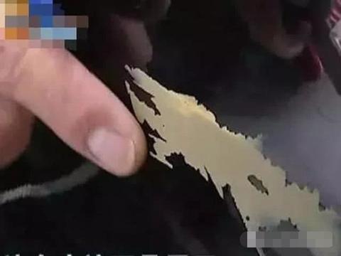 278万奔驰贴车衣，销售再三阻拦，车主一检查，赚大了