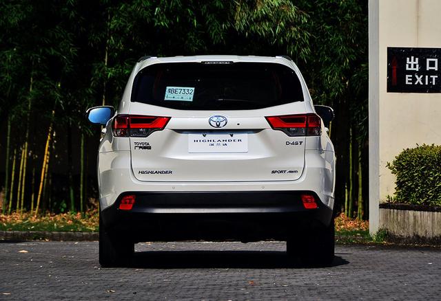30万买四驱中型SUV,这几款颜值高/有品位,开回家面子十足