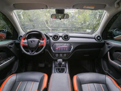 车子开了十万公里后，车况再好，这5个配件也有必要更换或维护