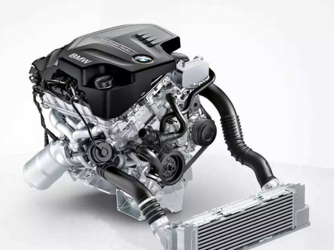 原车防冻液能用多久？维修工：记住这个时间，超过发动机就会报废