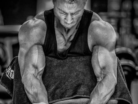 该拿什么保养我们的自主汽车品牌？