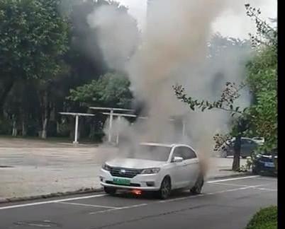良心专家：新能源车不断自燃，是违背了技术发展规律导致