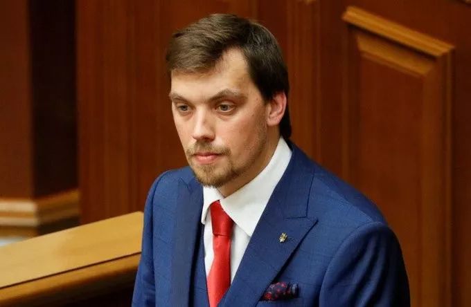 乌克兰最年轻总理请辞 其实是配合总统“演出”