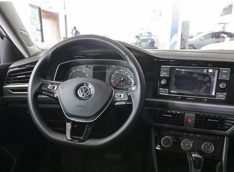 汽车轮胎多久换一次，老司机告诉你