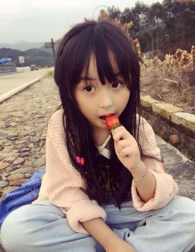 世界上最漂亮的5个小女孩,每一位都像洋娃娃,中国小芈月上榜