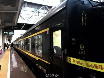 看到这些照片后,网友直呼:嗯!有年味儿!