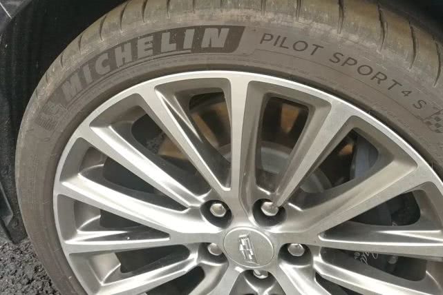 Lab测试:数据告诉你,凯迪拉克CT5到底运不运动