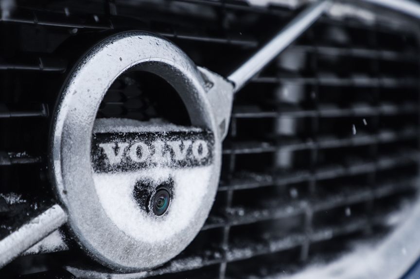 豪门之争丨雷克萨斯、沃尔沃在笑,谁在挣扎?